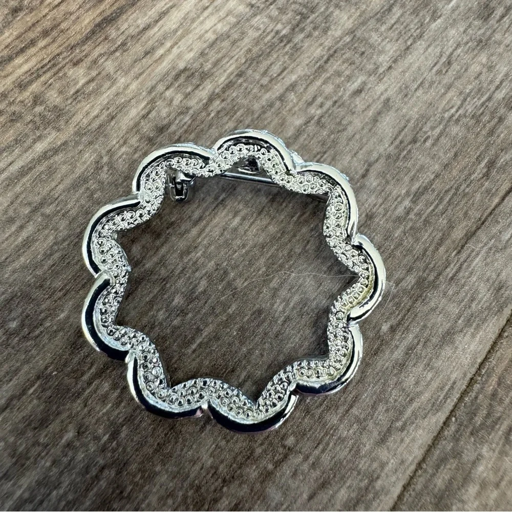 Vintage Gerry’s Silver Brooch Pin